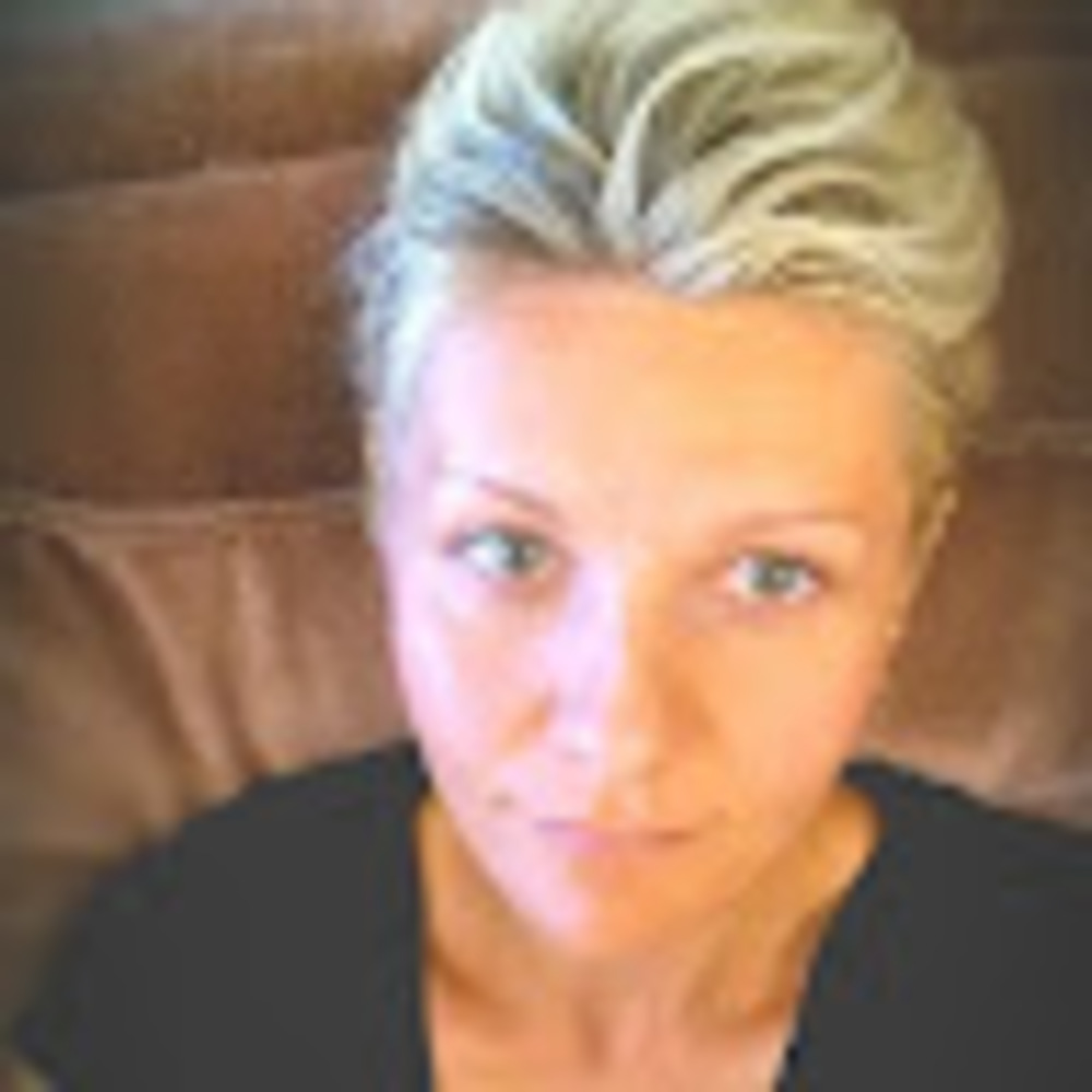 Meet your Posher, Alisa